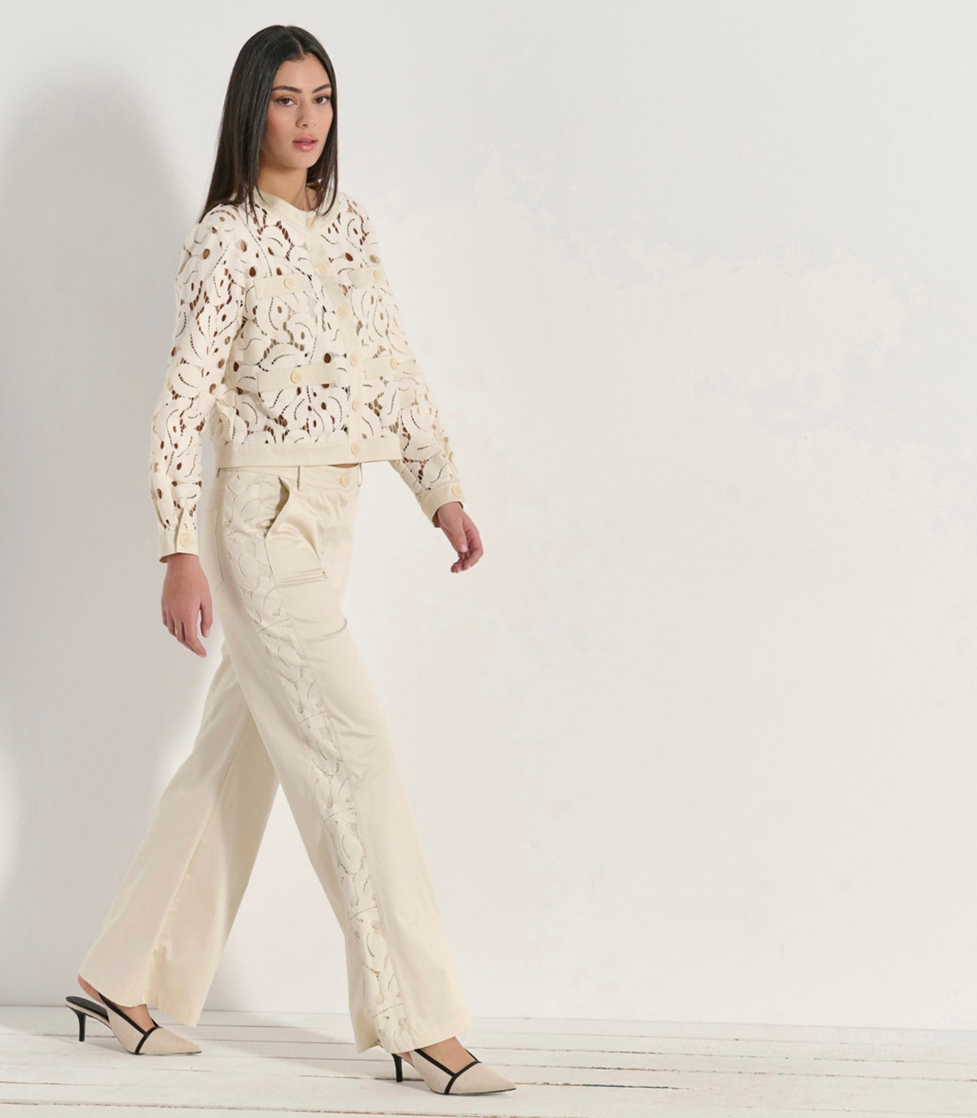 MATIS OFF WHITE PANTS