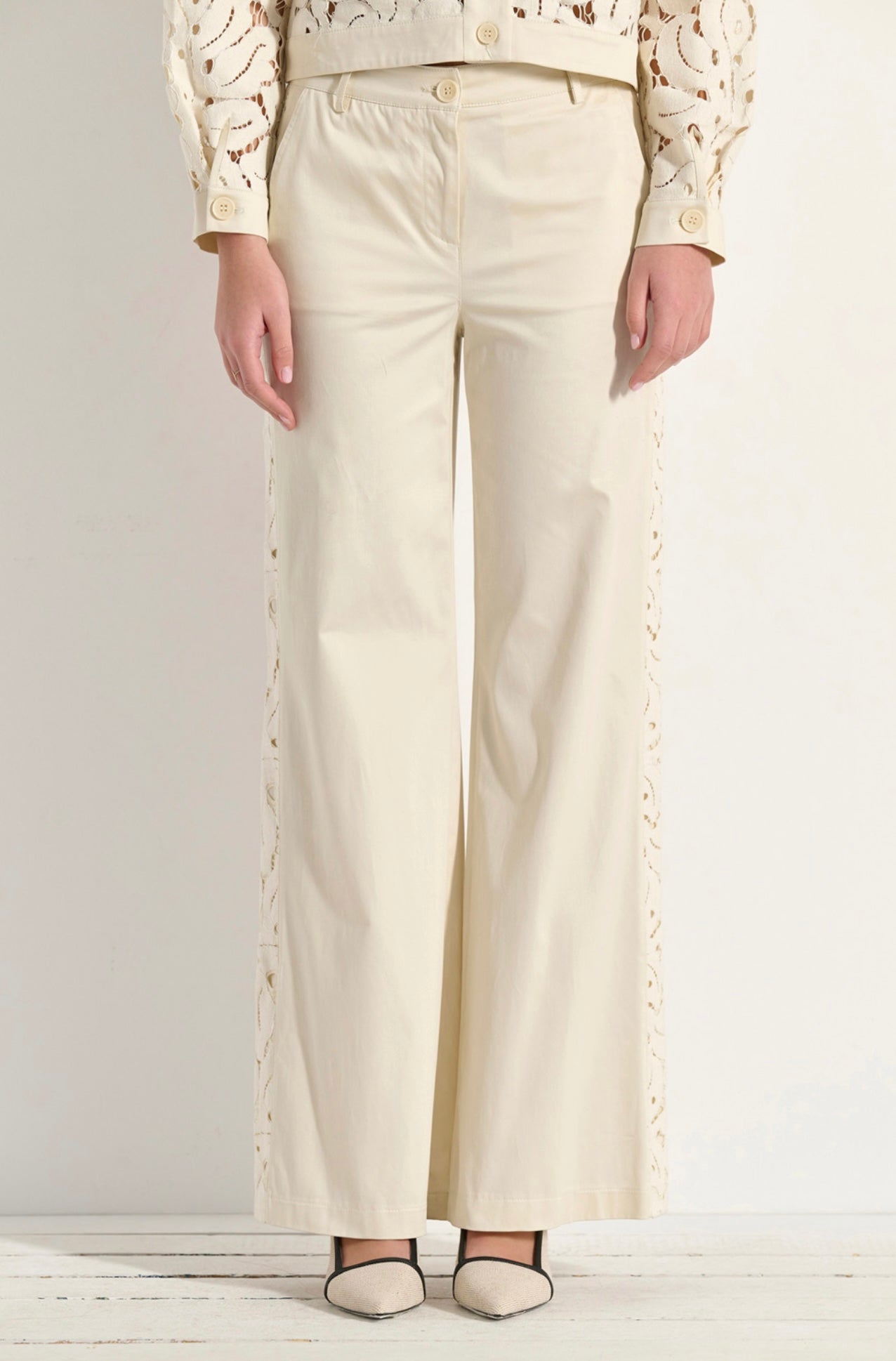 MATIS OFF WHITE PANTS