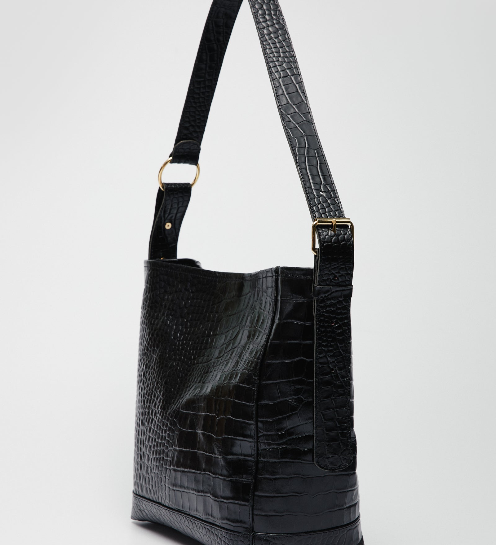 Leather_Twist_still_life12649-copy.jpg