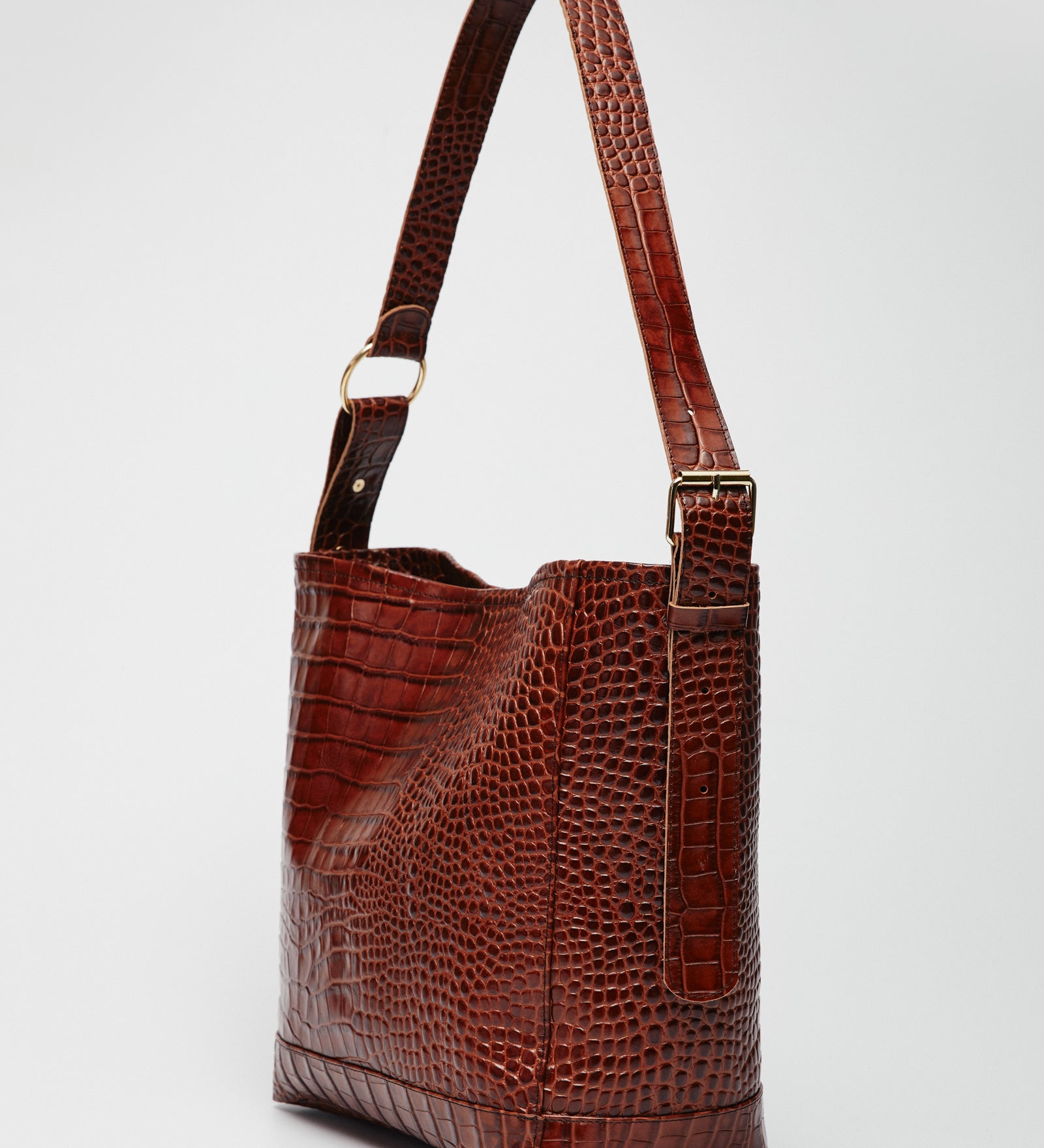 Leather_Twist_still_life12659-copy.jpg