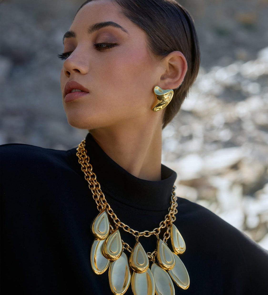 TOUCHEARRINGS_gold_1.jpg