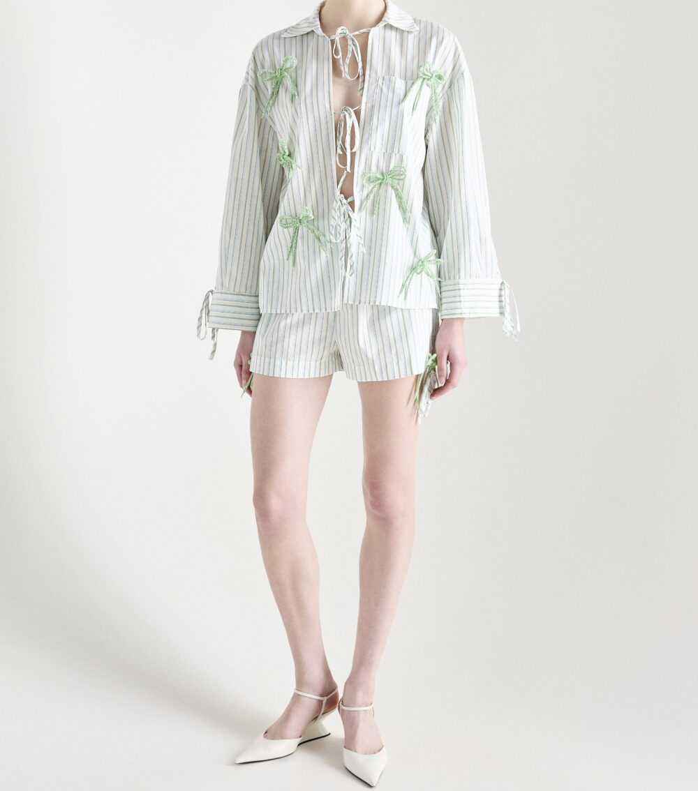 MILKWHITE SHORTS WITH BOWS