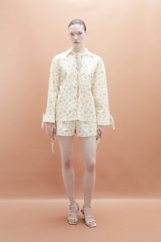 MILK WHITE YELLOW ROSESNSHIRT
