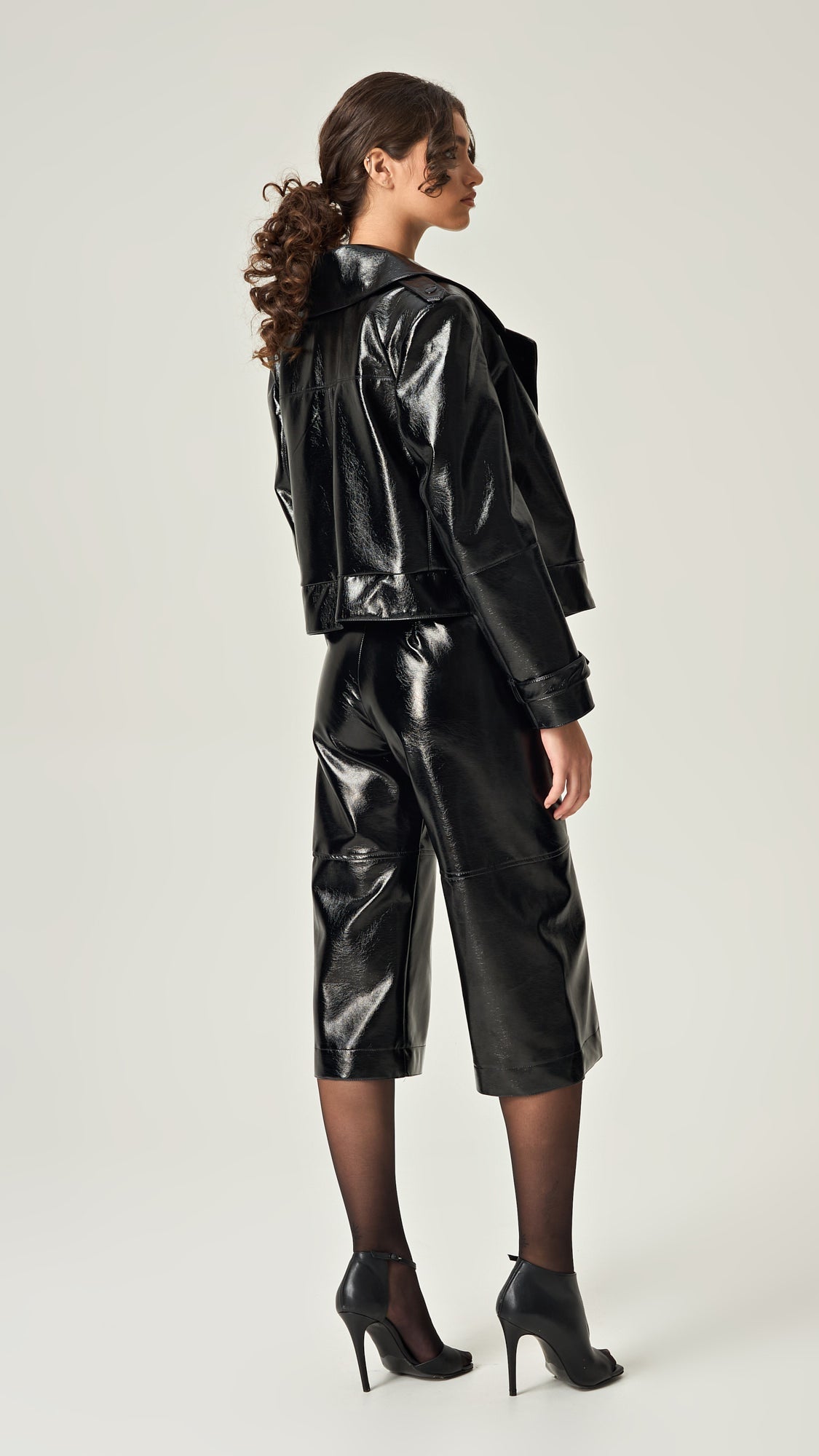 NOIR REVOLUTION GLOSSY LEATHER JACKET