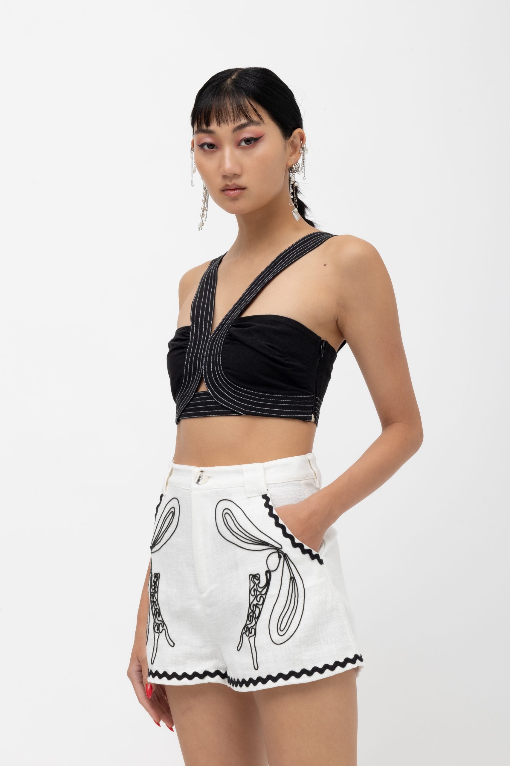 SHIMBA B/W SHORTS