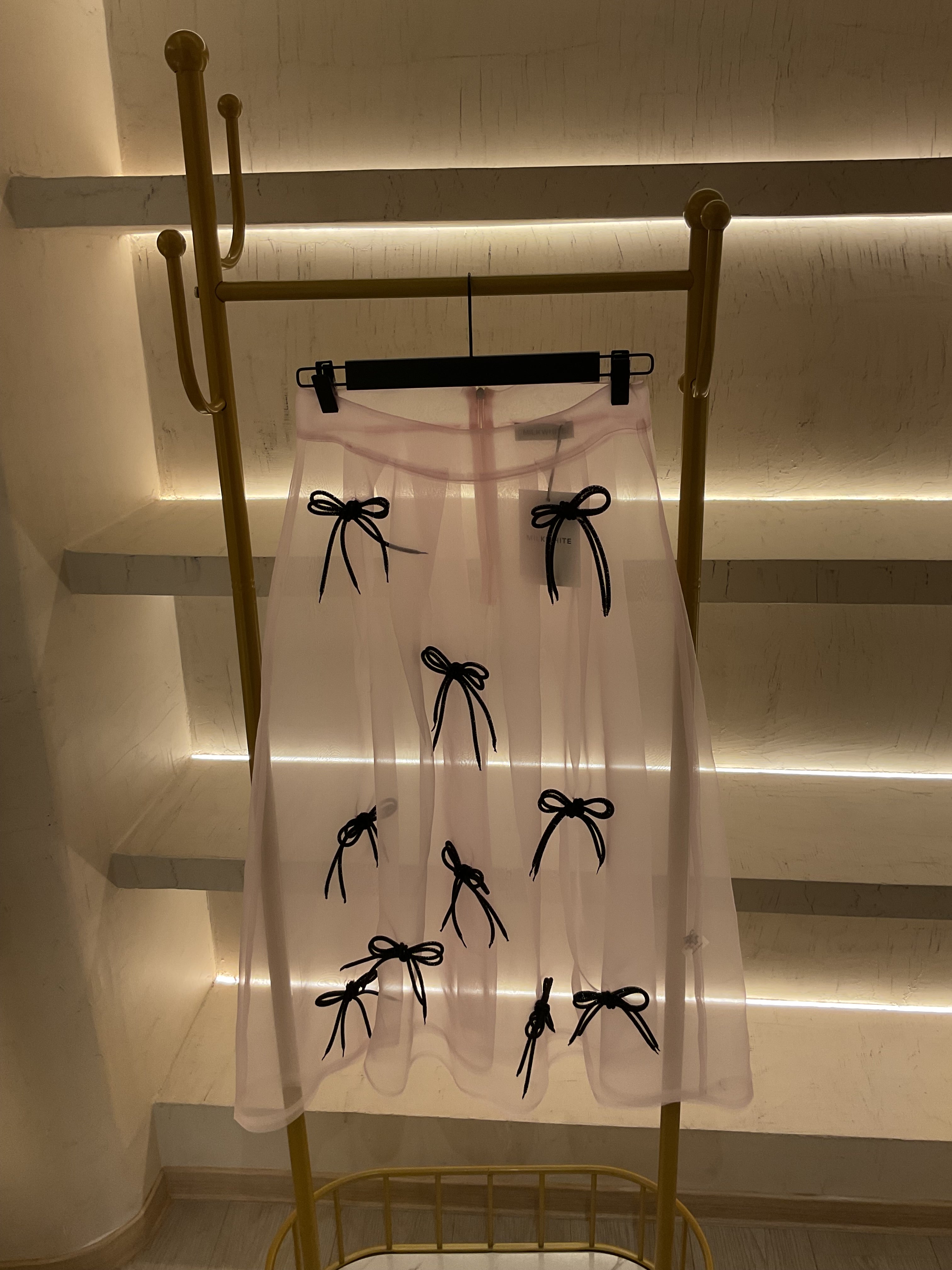 SKIRT WITH BOWS