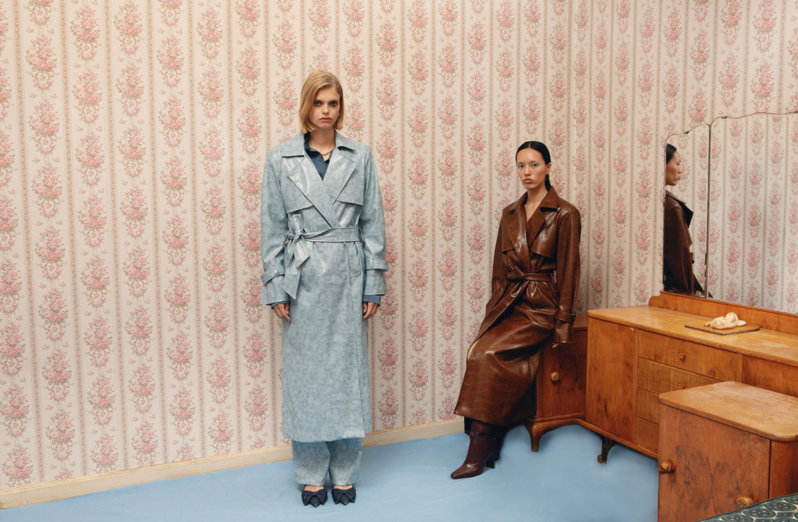 LA CHAINE INSOMNIA TRENCH COAT BROWN