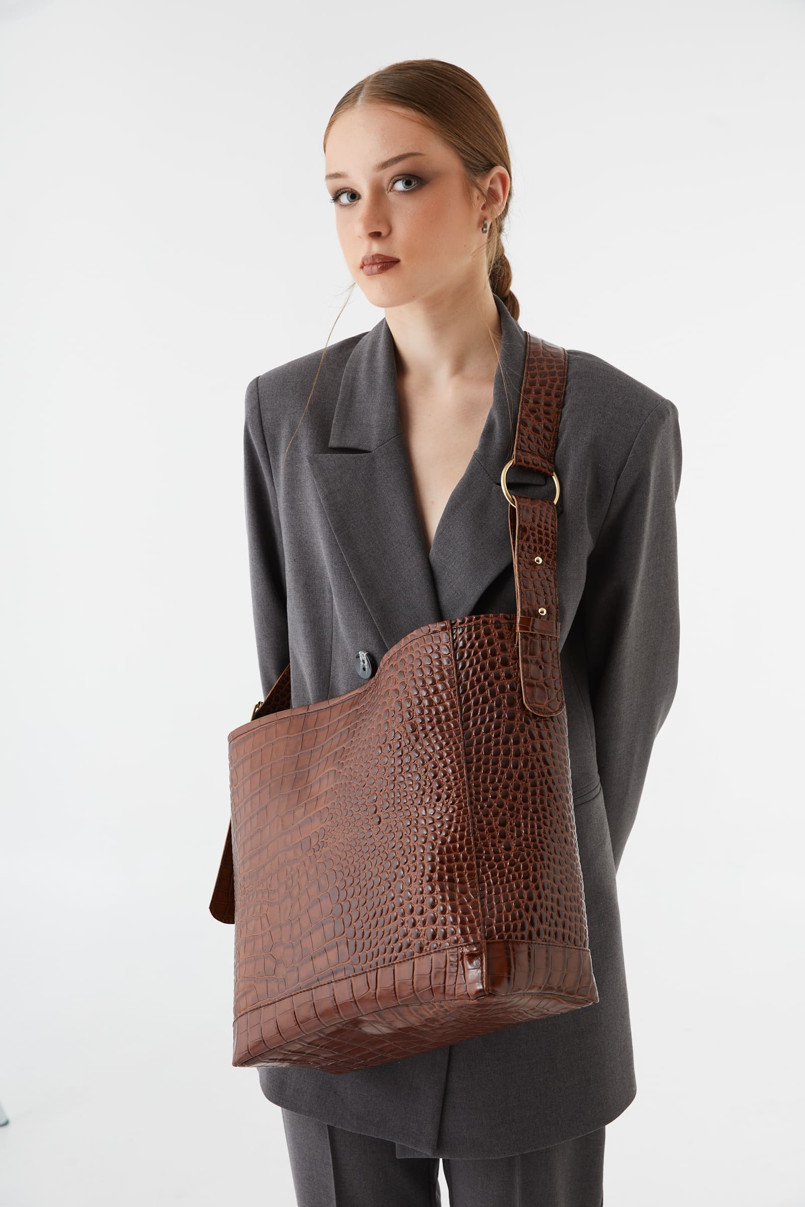 SIENNA BROWN CROCO LEATHER BAG