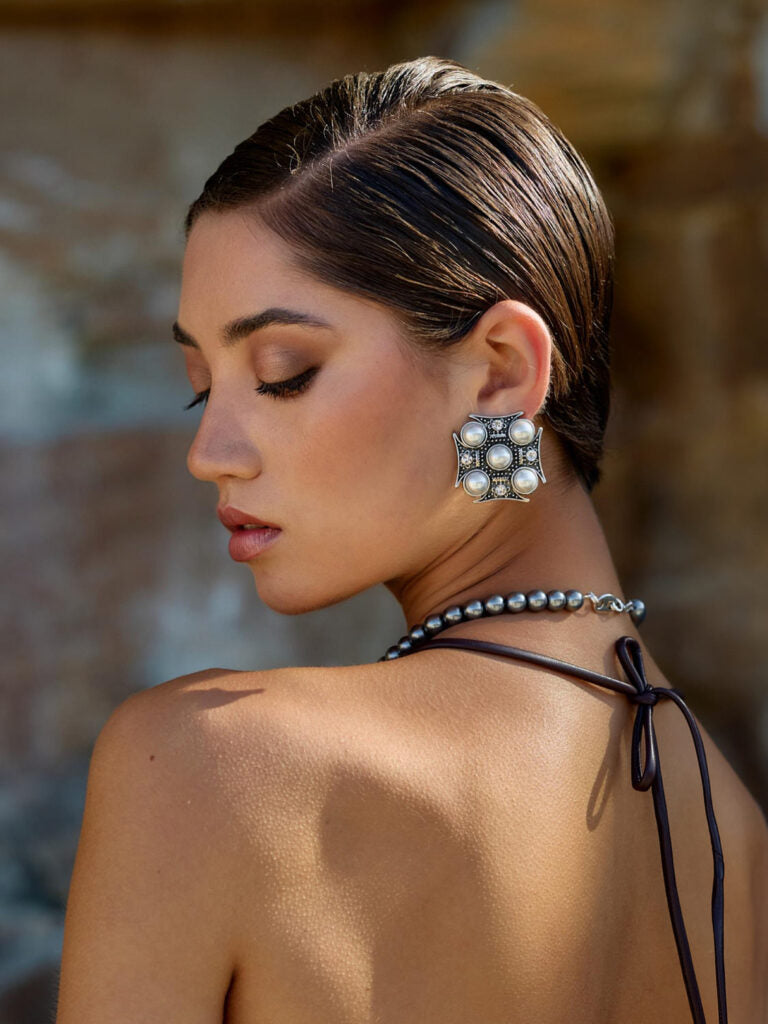 NOSTALGIA EARRINGS (CLIPS)